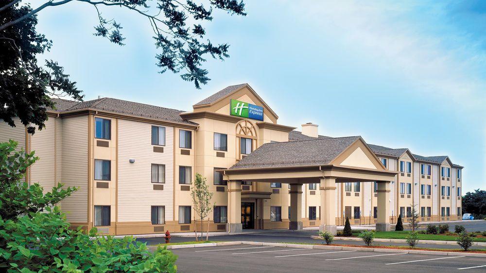 Holiday Inn Express Newport North - Middletown By Ihg Exterior photo