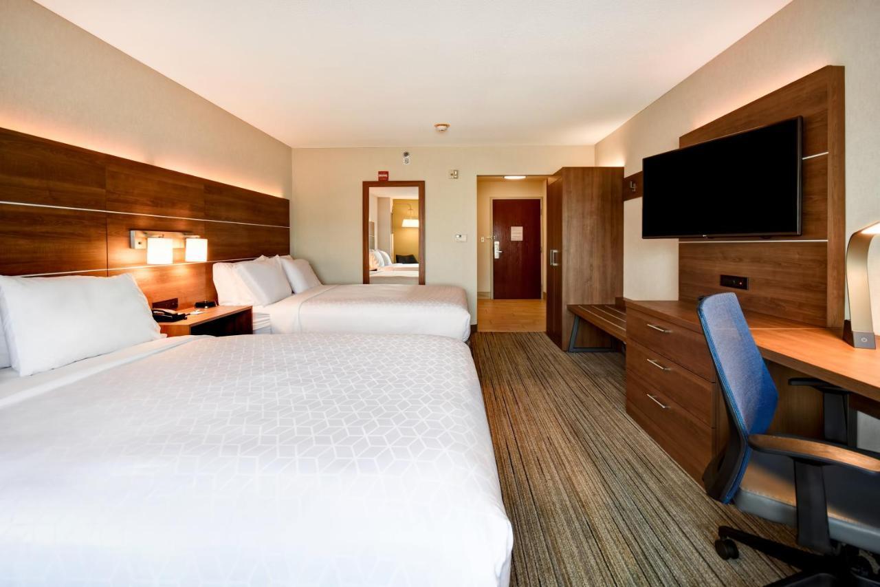Holiday Inn Express Newport North - Middletown By Ihg Exterior photo