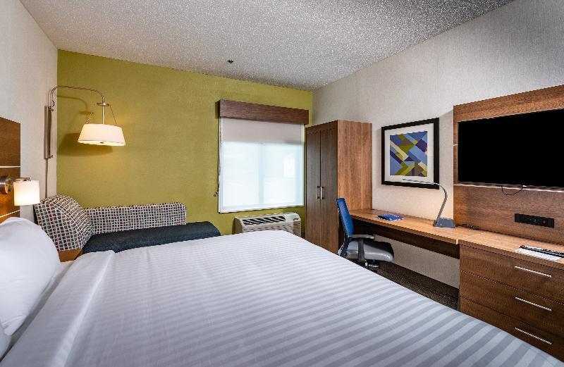 Holiday Inn Express Newport North - Middletown By Ihg Exterior photo